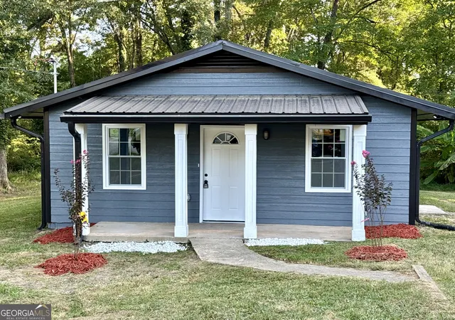 Photo 3 of Single family home for sale at 105 Duke St, Winder, GA 30680 | MLS# 10842118 | Listing updated on 2026-10-05
