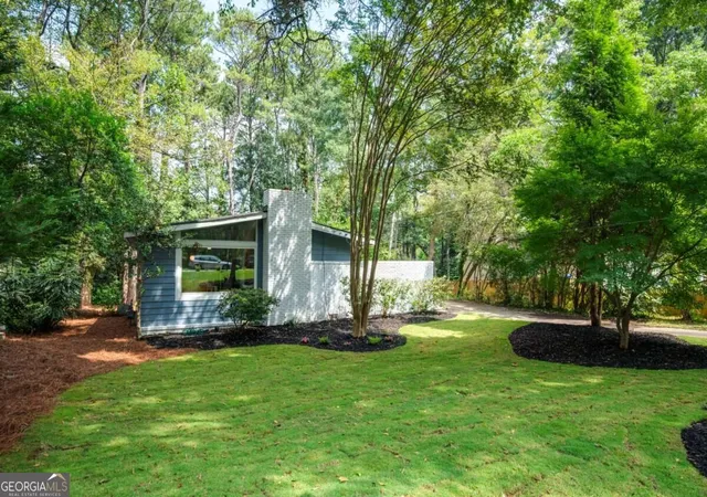 Photo 2 of Single family home for sale at 2672 Brk Park Way, Doraville, GA 30340 | MLS# 10837385 | Listing updated on 2026-09-17