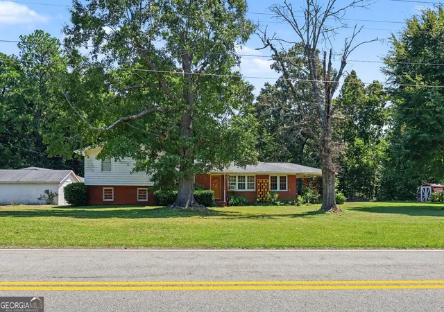 Photo 2 of Single family home for sale at 4490 Mason Creek Rd, Winston, GA 30187 | MLS# 10829887 | Listing updated on 2026-09-03
