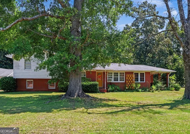Photo 3 of Single family home for sale at 4490 Mason Creek Rd, Winston, GA 30187 | MLS# 10829887 | Listing updated on 2026-09-03