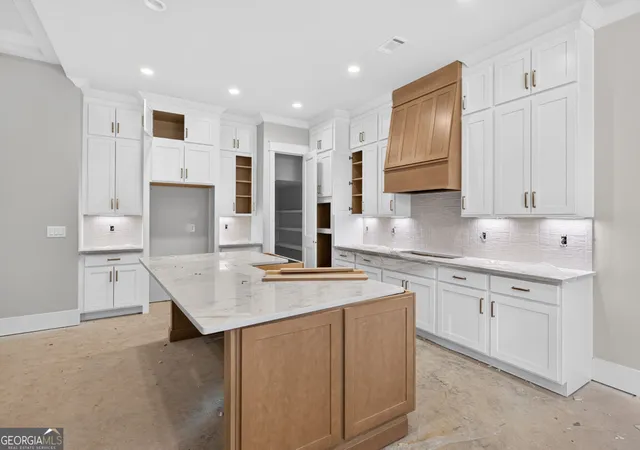Photo 4 of Single family home for sale at 357 Lake Vista Dr, Statham, GA 30666 | MLS# 10838930 | Listing updated on 2026-09-14