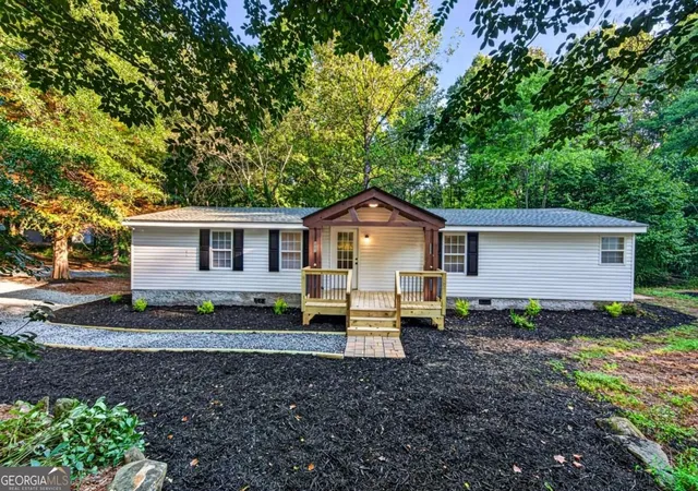Photo 2 of Manufactured home for sale at 100 Salisbury Rd, Dahlonega, GA 30533 | MLS# 10849922 | Listing updated on 2026-10-02