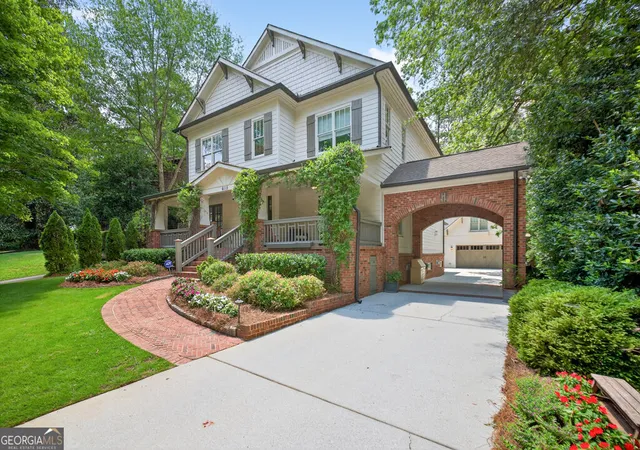 Photo 2 of Single family home for sale at 615 Burke Rd Ne, Atlanta, GA 30305 | MLS# 10842737 | Listing updated on 2026-09-10