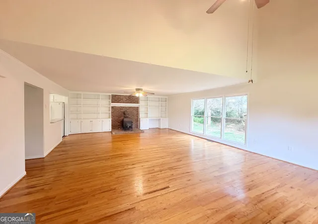 Photo 3 of Single family home for sale at 3802 Claude Brewer Rd, Loganville, GA 30052 | MLS# 10845903 | Listing updated on 2026-09-26