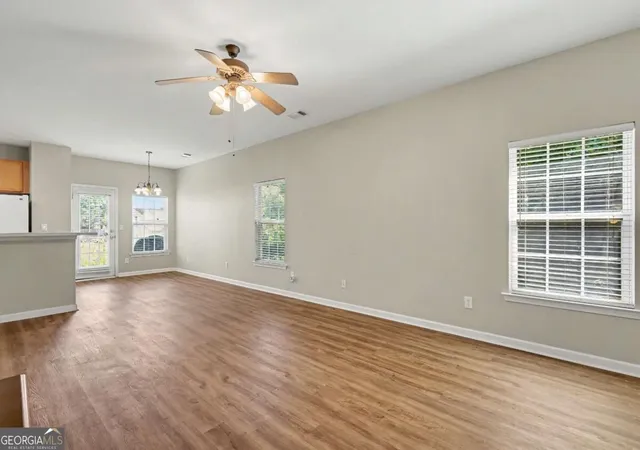 Listing Photo 4 - Condo for sale in building located at 1539 Rachels Ridge NW, Kennesaw, GA 30152
