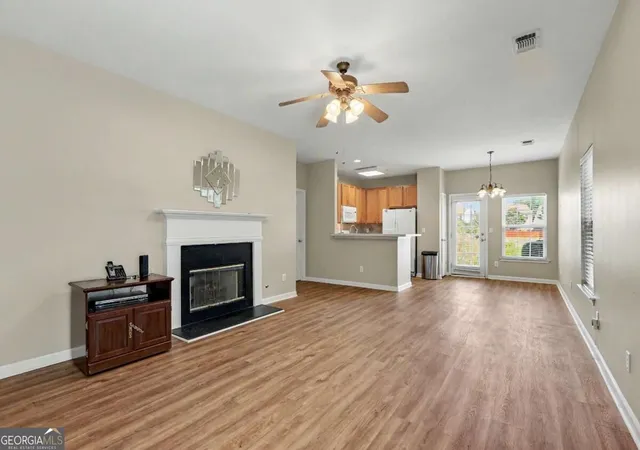 Listing Photo 5 - Condo for sale in building located at 1539 Rachels Ridge NW, Kennesaw, GA 30152