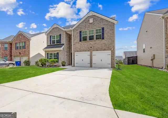 Photo 2 of Single family home for sale at 6613 Beaver Crk Trl, Atlanta, GA 30349 | MLS# 10841577 | Listing updated on 2026-10-09