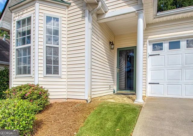 Photo 2 of Single family home for sale at 57 Garden Grv, Newnan, GA 30265 | MLS# 10838882 | Listing updated on 2026-09-09