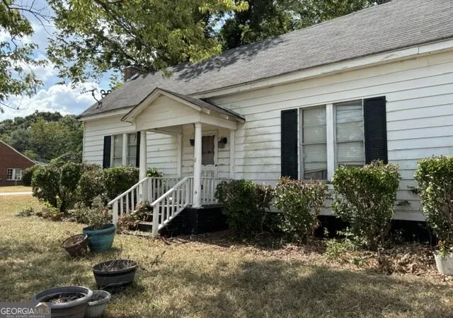 Photo 2 of Single family home for sale at 575 N Cherokee Rd, Social Circle, GA 30025 | MLS# 10840010 | Listing updated on 2026-09-18