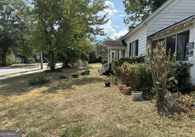 Photo 3 of Single family home for sale at 575 N Cherokee Rd, Social Circle, GA 30025 | MLS# 10840010 | Listing updated on 2026-09-18