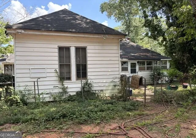 Photo 4 of Single family home for sale at 575 N Cherokee Rd, Social Circle, GA 30025 | MLS# 10840010 | Listing updated on 2026-09-18
