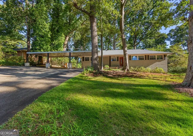 Single family home for sale at 670 Montclair Dr SW, Smyrna, GA 30082 | MLS# 10843479