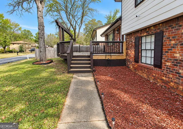 Photo 4 of Single family home for sale at 6566 Melandre Dr, Morrow, GA 30260 | MLS# 10682364 | Listing updated on 2026-10-19