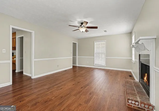 Photo 4 of Single family home for sale at 1160 Golfview Ter, Monroe, GA 30655 | MLS# 10851877 | Listing updated on 2026-10-07