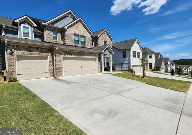 Photo 1 of Single family home for sale at 4835 Elm Leaf Dr SW, South Fulton, GA 30331 | MLS# 10842176 | Listing updated on 2026-10-07
