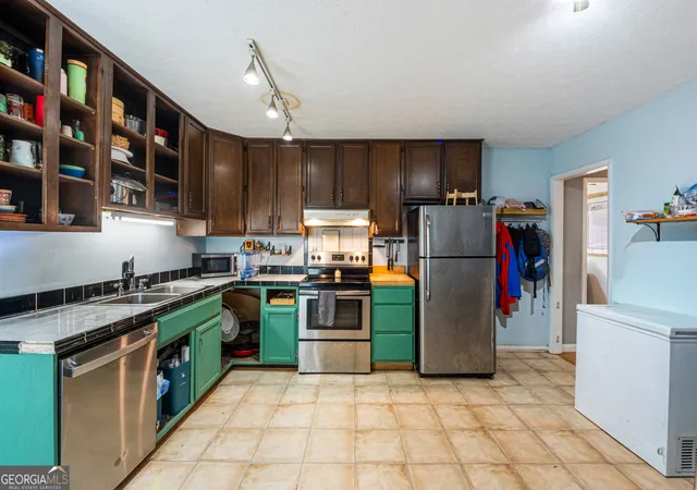 Photo 4 of Single family home for sale at 340 Roberts Rd, Athens, GA 30606 | MLS# 10832697 | Listing updated on 2026-09-06
