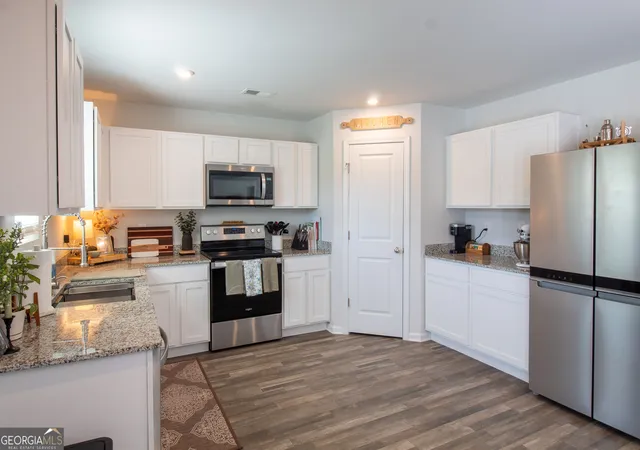 Photo 2 of Single family home for sale at 307 Duck Walk Way, Hogansville, GA 30230 | MLS# 10842973 | Listing updated on 2026-09-23