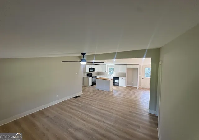 Photo 3 of Single family home for sale at 2032 Four Notch Rd, Carrollton, GA 30116 | MLS# 10837639 | Listing updated on 2026-09-25