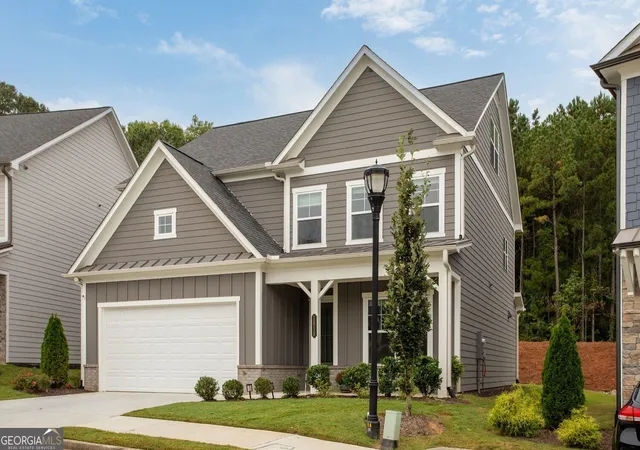 Photo 2 of Single family home for sale at 1818 Sanford Dr NW, Atlanta, GA 30318 | MLS# 10871295 | Listing updated on 2026-10-28
