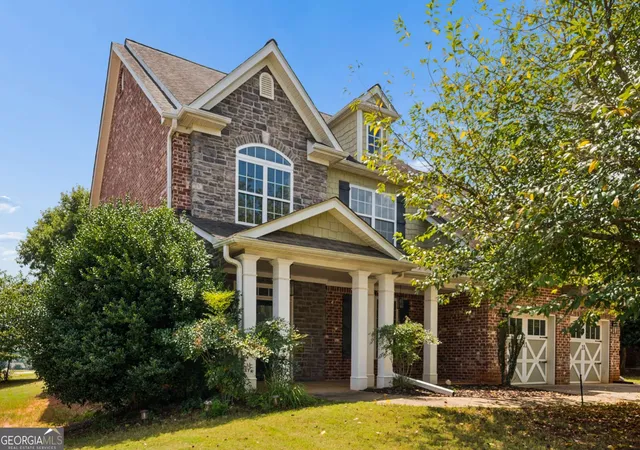 Photo 2 of Single family home for sale at 3138 Alhambra Cir, Hampton, GA 30228 | MLS# 10837946 | Listing updated on 2026-09-16