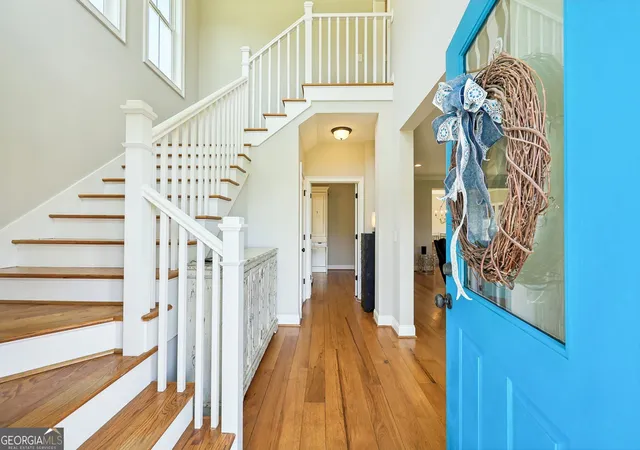 Photo 3 of Single family home for sale at 109 Etowah Downs Ct, Ball Ground, GA 30107 | MLS# 10846127 | Listing updated on 2026-09-21
