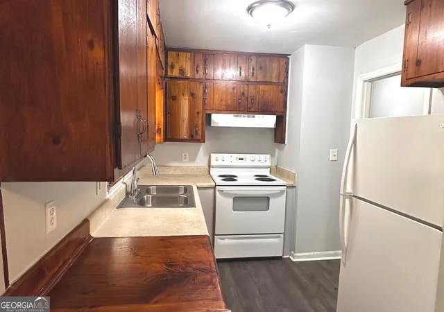 Photo 3 of Single family home for sale at 5960 Ash St, Forest Park, GA 30297 | MLS# 10849399 | Listing updated on 2026-10-02
