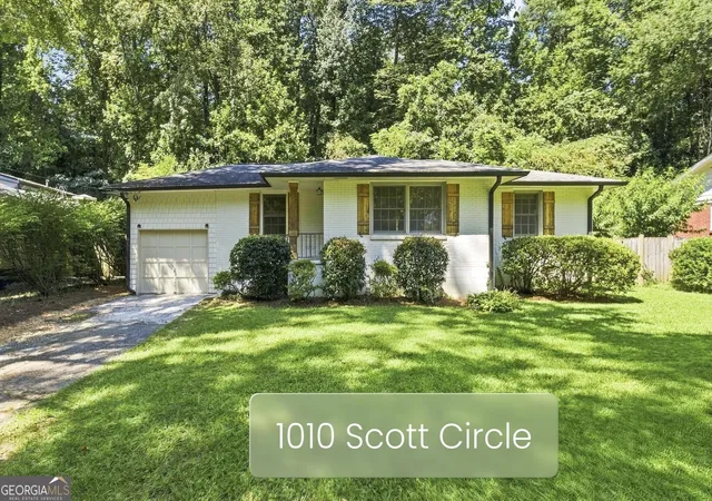 Photo 1 of Single family home for sale at 1010 Scott Cir, Decatur, GA 30033 | MLS# 10840835 | Listing updated on 2026-09-15