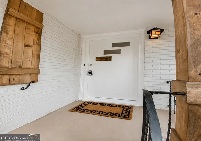 Photo 3 of Single family home for sale at 1010 Scott Cir, Decatur, GA 30033 | MLS# 10840835 | Listing updated on 2026-09-15