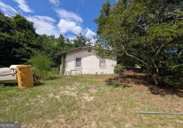 Photo 2 of Single family home for sale at 144 Hales Landing Rd, Bainbridge, GA 39817 | MLS# 10841897 | Listing updated on 2026-09-22