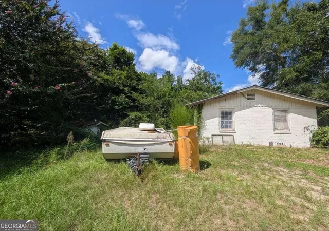 Photo 3 of Single family home for sale at 144 Hales Landing Rd, Bainbridge, GA 39817 | MLS# 10841897 | Listing updated on 2026-09-22