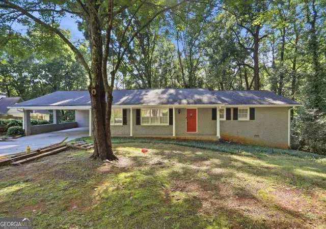 Photo 1 of Single family home for sale at 5528 Fern Crk Dr Sw, Lilburn, GA 30047 | MLS# 10848426 | Listing updated on 2026-10-07