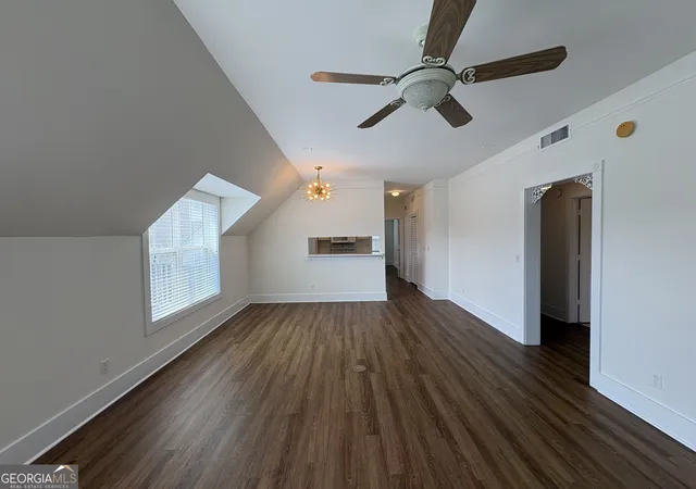 Listing Photo 3 - Condo for sale in building located at 120 Shady Brk Cir, St. Simons, GA 31522 - Unit #300