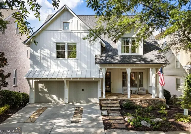 Photo 1 of Single family home for sale at 565 Willow Oak Way, Roswell, GA 30076 | MLS# 10847299 | Listing updated on 2026-10-05