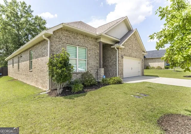 Photo 3 of Single family home for sale at 103 Judy Kay Wy, Perry, GA 31069 | MLS# 10829238 | Listing updated on 2026-09-09