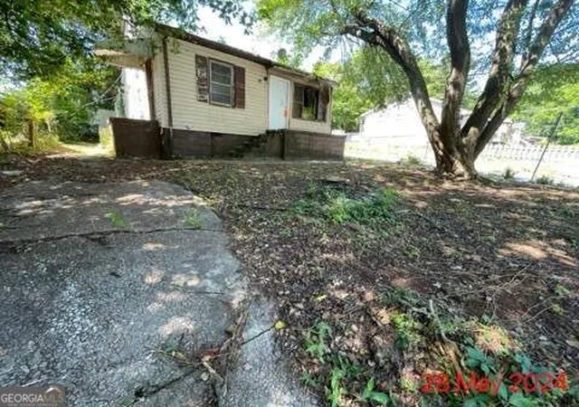 Photo 1 of Single family home for sale at 264 Sw Booker, Atlanta, GA 30315 | MLS# 10852528 | Listing updated on 2026-10-08