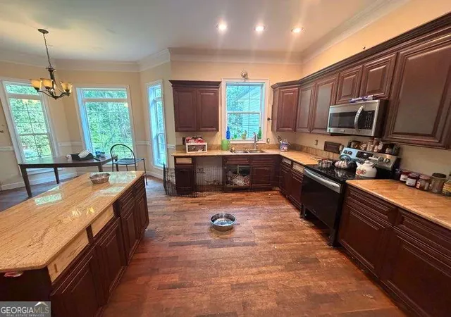 Photo 3 of Single family home for sale at 515 Bald Rock Rd, Oxford, GA 30054 | MLS# 10820274 | Listing updated on 2026-09-05