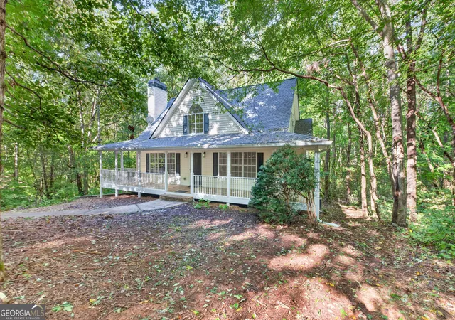 Photo 2 of Single family home for sale at 140 Shadow Hills Ln, Dawsonville, GA 30534 | MLS# 10874438 | Listing updated on 2026-10-30