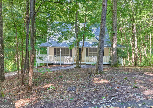 Photo 4 of Single family home for sale at 140 Shadow Hills Ln, Dawsonville, GA 30534 | MLS# 10874438 | Listing updated on 2026-10-30