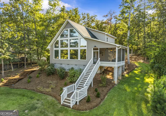 Photo 2 of Single family home for sale at 207 Poinsettia Pl S, Sparta, GA 31087 | MLS# 10841160 | Listing updated on 2026-09-20