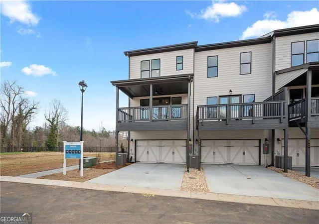 Photo 33 of Townhouse for sale at 1847 Marisol Cir Nw, Kennesaw, GA 30144 | MLS# 10843111 | Listing updated on 2026-09-10