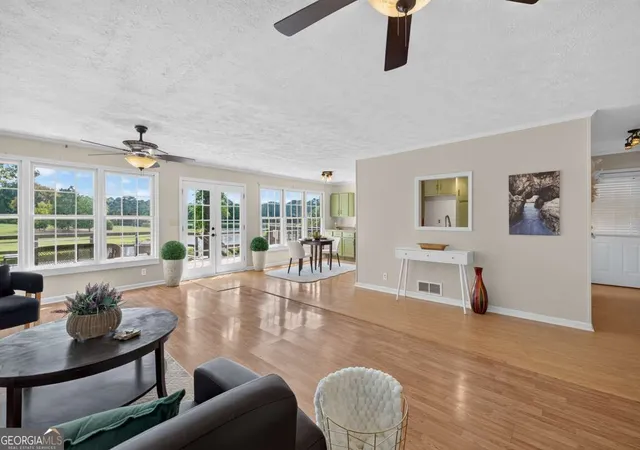 Photo 4 of Single family home for sale at 976 SW Walker Lake Rd, Conyers, GA 30094 | MLS# 10837738 | Listing updated on 2026-09-15