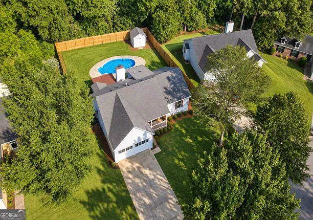 Photo 3 of Single family home for sale at 10436 Tara Pointe Dr, Jonesboro, GA 30238 | MLS# 10848453 | Listing updated on 2026-10-04