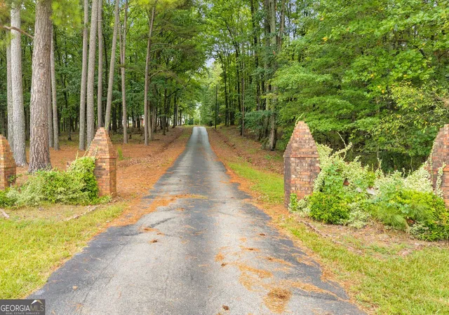 Photo 3 of Single family home for sale at 6544 Cleveland Hwy, Clermont, GA 30527 | MLS# 10853436 | Listing updated on 2026-10-09