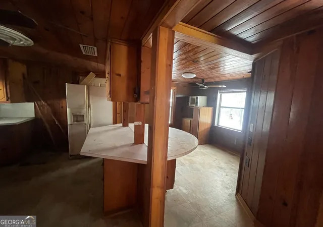 Photo 3 of Single family home for sale at 140 N Boyce St, Kingsland, GA 31548 | MLS# 10850044 | Listing updated on 2026-10-05