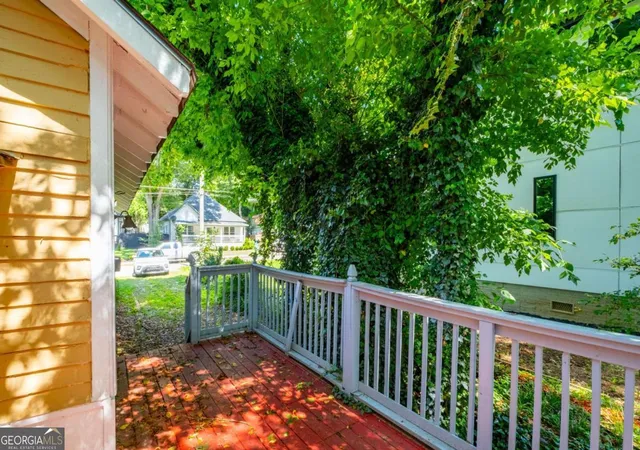 Photo 4 of Single family home for sale at 1161 Indale Pl Sw, Atlanta, GA 30310 | MLS# 10790480 | Listing updated on 2026-09-03
