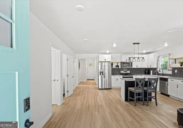 Photo 2 of Single family home for sale at 1077 Peeples St, Atlanta, GA 30310 | MLS# 10847383 | Listing updated on 2026-09-30