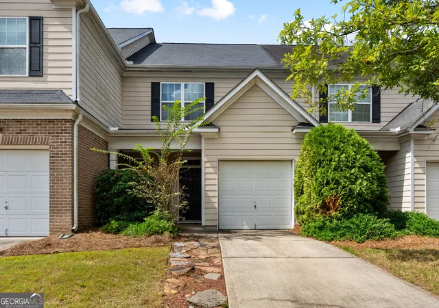 Townhouse for sale at 143 Granite Way, Newnan, GA 30265 | MLS# 10850064
