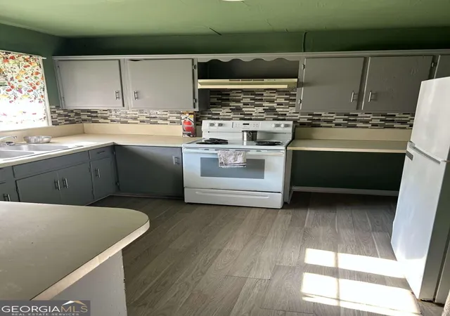 Photo 3 of Single family home for sale at 118 Shamrock Ave, Jesup, GA 31545 | MLS# 10837618 | Listing updated on 2026-09-15