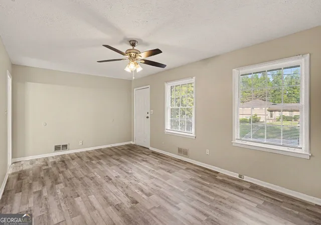 Photo 4 of Single family home for sale at 4077 Rockey Valley Dr, Conley, GA 30288 | MLS# 10853456 | Listing updated on 2026-10-09