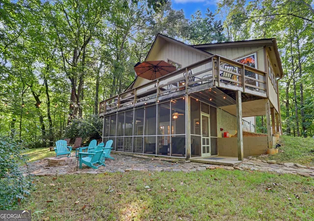 Photo 2 of Single family home for sale at 122 Navigator Ln, Tiger, GA 30576 | MLS# 10836990 | Listing updated on 2026-09-15